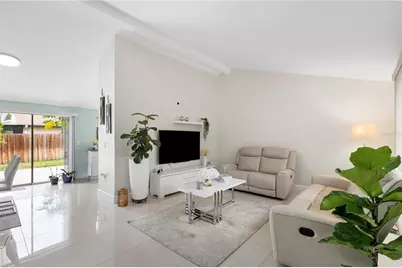 10112 Enchanted Oaks Court, Tampa, FL 33615 - Photo 17