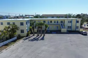 9895 1st St E, Treasure Island, FL 33706 - Photo 21