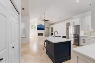 1723 Captiva Dr, Oldsmar, FL 34677 - Photo 19