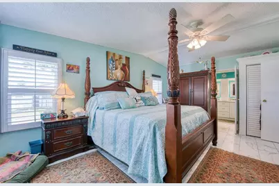 214 Dolphin Drive N, Oldsmar, FL 34677 - Photo 15