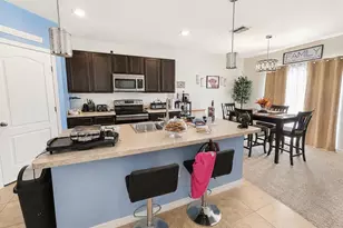 706 Peyton Brooke Wy, Winter Haven, FL 33881 - Photo 3