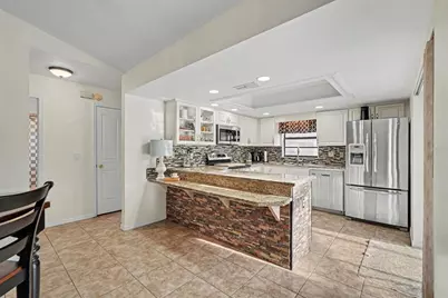 37147 Foxrun Place, Zephyrhills, FL 33542 - Photo 17