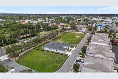 208 Athenian Way, Tarpon Springs, FL 34689 - Photo 43