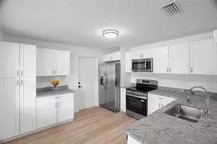 4406 W Wallace Ave, Tampa, FL 33611 - Photo 5