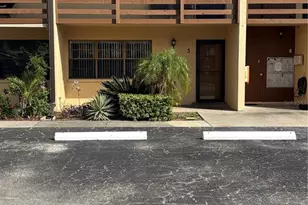 9 Quails Run Blvd, Englewood, FL 34223 - Photo 1