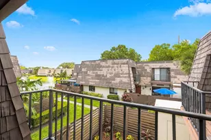 15446 E Pond Woods Dr, Tampa, FL 33618 - Photo 27