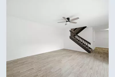 15446 E Pond Woods Drive #15446, Tampa, FL 33618 - Photo 19