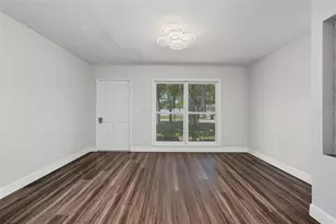 7377 Royal Palm Dr, New Port Richey, FL 34652 - Photo 9