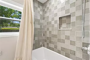 6218 7th St S, Saint Petersburg, FL 33705 - Photo 25