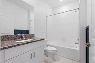 4429 Tuscan Loon Dr, Tampa, FL 33619 - Photo 21
