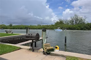 18399 Gulf Blvd, Indian Shores, FL 33785 - Photo 21