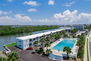 18399 Gulf Blvd, Indian Shores, FL 33785 - Photo 3