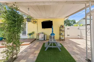 1317 Divot Ln, Tampa, FL 33612 - Photo 37