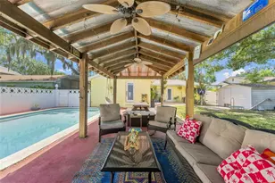 1317 Divot Ln, Tampa, FL 33612 - Photo 41