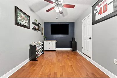 1317 Divot Lane, Tampa, FL 33612 - Photo 29