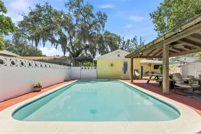 1317 Divot Lane, Tampa, FL 33612 - Photo 45