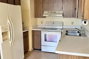 7242 Stonehaven Ct N, Pinellas Park, FL 33781 - Photo 9