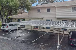 7242 Stonehaven Ct N, Pinellas Park, FL 33781 - Photo 3