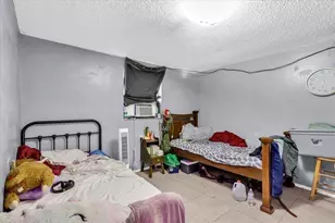 4306 9th St E, Bradenton, FL 34208 - Photo 17