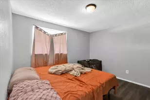4306 9th St E, Bradenton, FL 34208 - Photo 33
