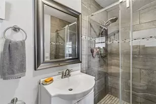 6330 S Renellie Ct, Tampa, FL 33616 - Photo 33
