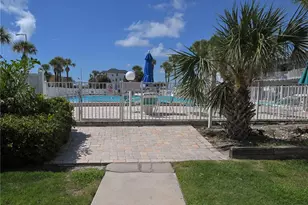 18399 Gulf Blvd, Indian Shores, FL 33785 - Photo 23