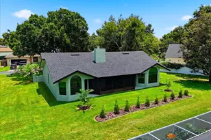 218 Lake Hartridge Dr NW, Winter Haven, FL 33881 - Photo 11