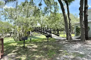 7011 Waterside Dr, Tampa, FL 33617 - Photo 25