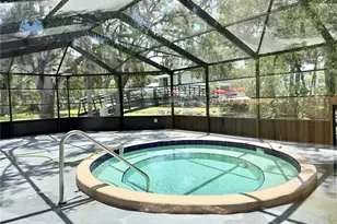 7011 Waterside Dr, Tampa, FL 33617 - Photo 31
