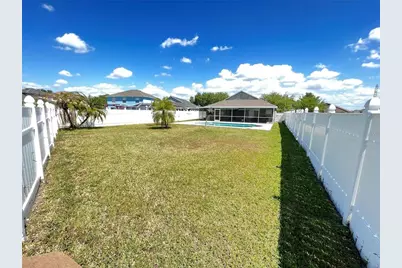 4211 Hartford Lake Drive, Tampa, FL 33619 - Photo 35