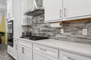 17801 Wind Chime Row, Land O Lakes, FL 34638 - Photo 9