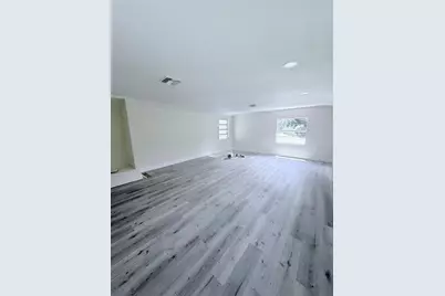 10801 N Edison Avenue, Tampa, FL 33612 - Photo 39
