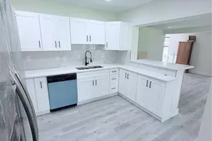 10801 N Edison Ave, Tampa, FL 33612 - Photo 29