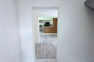 10801 N Edison Ave, Tampa, FL 33612 - Photo 39