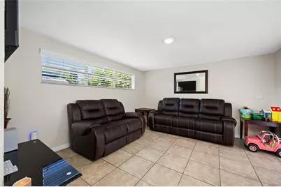 6410 Walton Way, Tampa, FL 33610 - Photo 11