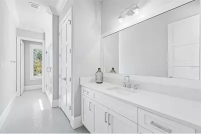 2911 W Alline Avenue, Tampa, FL 33611 - Photo 29
