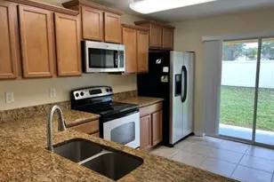 7734 Maroon Peak Dr, Ruskin, FL 33573 - Photo 7