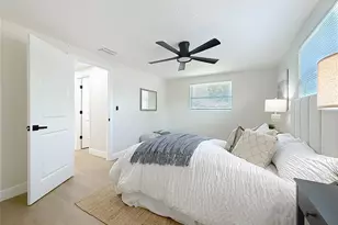 8718 94th St, Seminole, FL 33777 - Photo 25