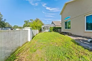 18843 Maisons Dr, Lutz, FL 33558 - Photo 43