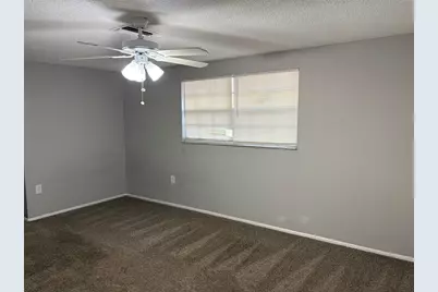 8701 Lincolnshire Drive, Hudson, FL 34667 - Photo 5