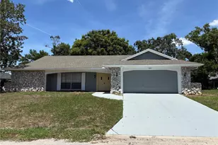 8701 Lincolnshire Dr, Hudson, FL 34667 - Photo 1