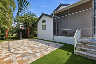 6128 Pasadena Point Blvd, Gulfport, FL 33707 - Photo 21