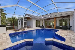 6128 Pasadena Point Blvd, Gulfport, FL 33707 - Photo 19