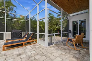 6128 Pasadena Point Blvd, Gulfport, FL 33707 - Photo 23
