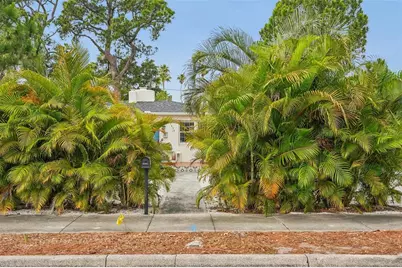 1654 Bayshore Boulevard, Dunedin, FL 34698 - Photo 27