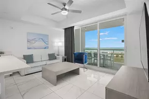 11500 Gulf Blvd, Treasure Island, FL 33706 - Photo 7