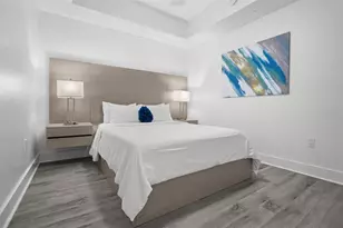 11500 Gulf Blvd, Treasure Island, FL 33706 - Photo 19