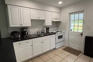 4420 Dr Martin Luther King Jr Street N, Saint Petersburg, FL 33703 - Photo 7