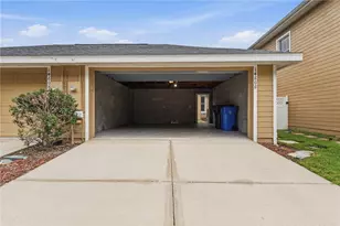 14606 Bournemouth Rd, Tampa, FL 33626 - Photo 39