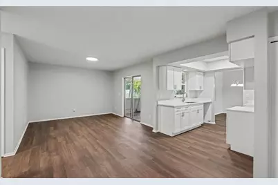 3410 50th Street W, Bradenton, FL 34209 - Photo 9